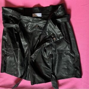 Sofia by Sofia Vergara Black High Waist Shorts